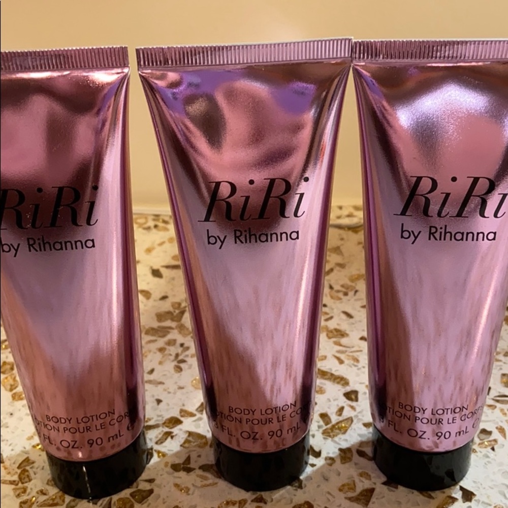 RiRi by Rihanna Set of 3